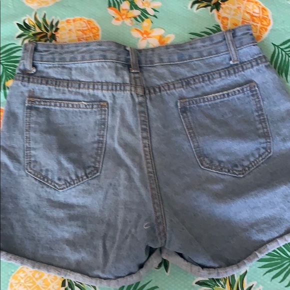 jeans shorts🔥🔥🔥🔥 - Picture 2 of 3